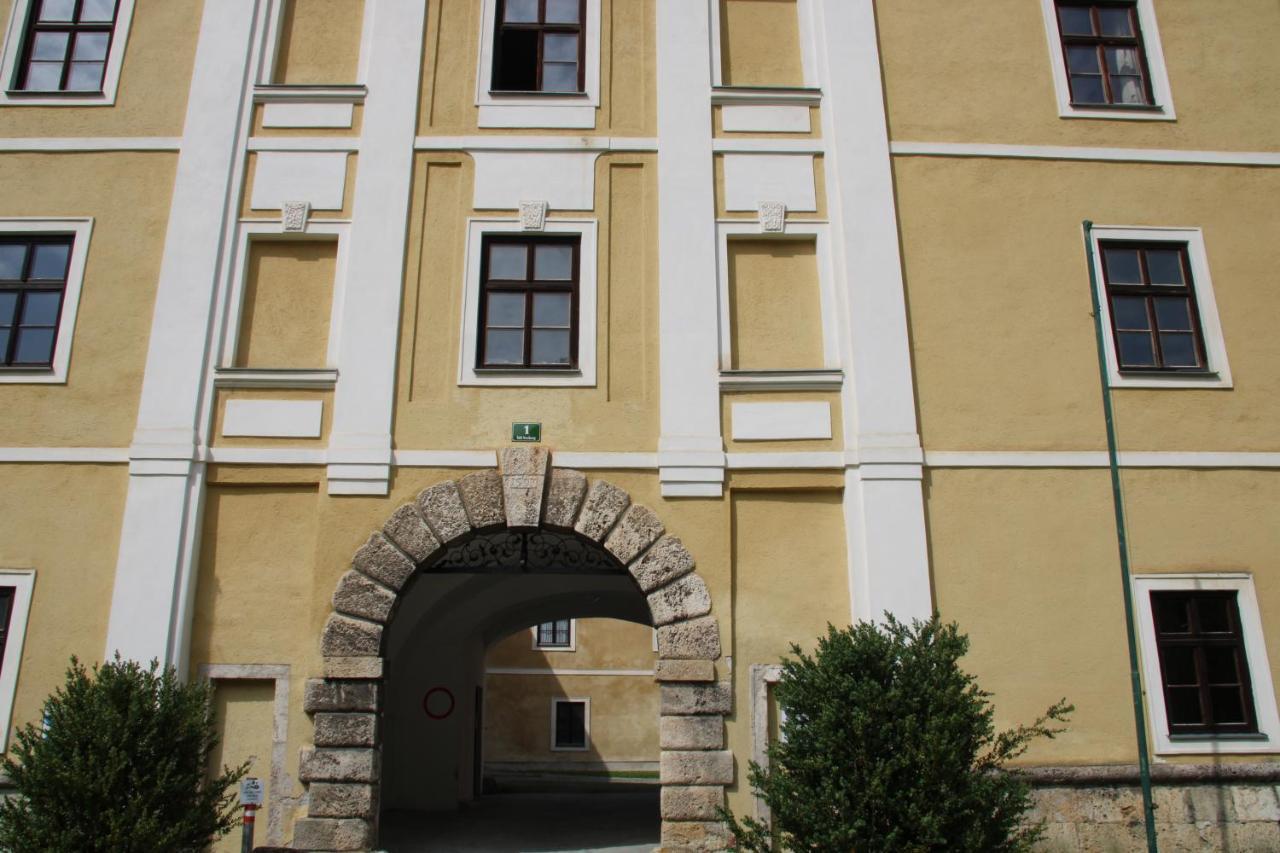 Hotel Im Stift Neuberg Neuberg an der Mürz Exterior photo